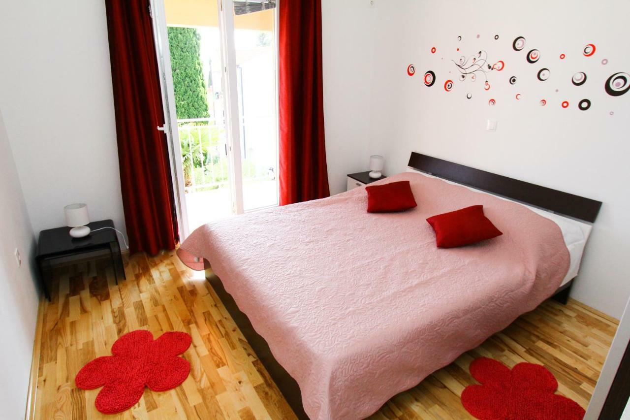 Apartmani Roje Свети-Филип-и-Яков Экстерьер фото